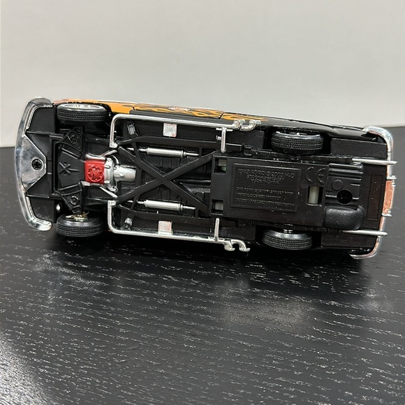 Harley-Davidson Rare Vintage Die Cast Model Car 1949 Ford Street Rod - Picture 5 of 11